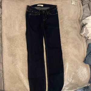 Hollister Jeans size 24W 32L they are very dark blue
